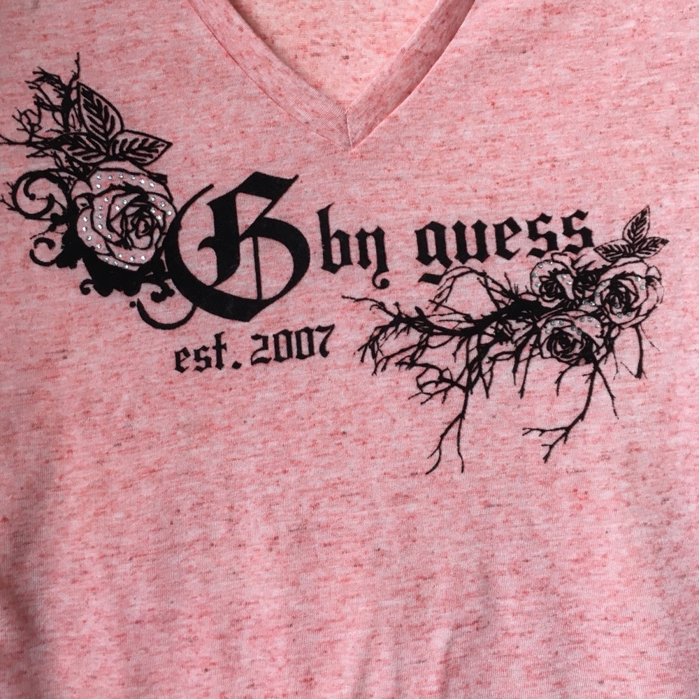 Guess Embroidered Tee - Picture 3 of 7